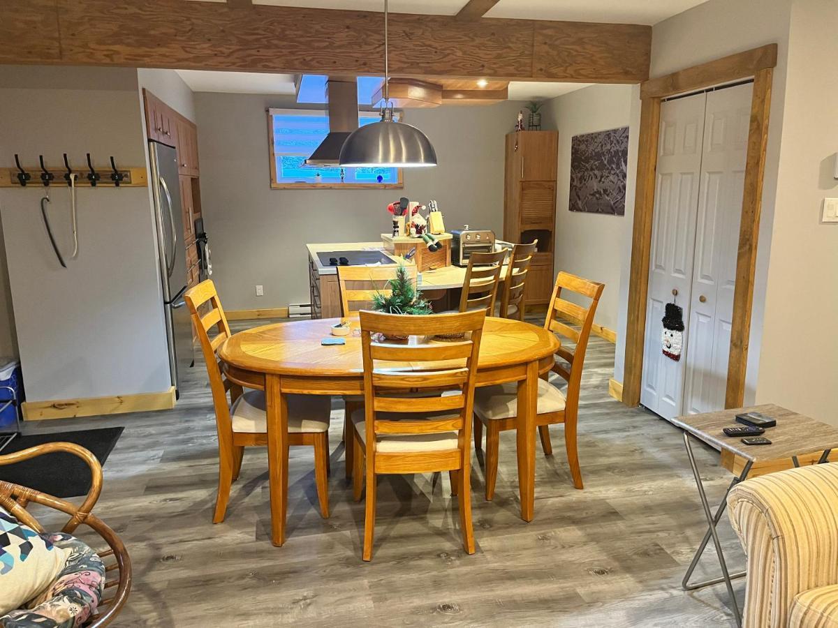 Appartement Mont Edouard, Hebergement Paisible A La Montagne LʼAnse-Saint-Jean Εξωτερικό φωτογραφία
