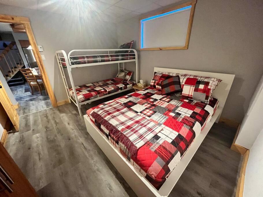 Appartement Mont Edouard, Hebergement Paisible A La Montagne LʼAnse-Saint-Jean Εξωτερικό φωτογραφία