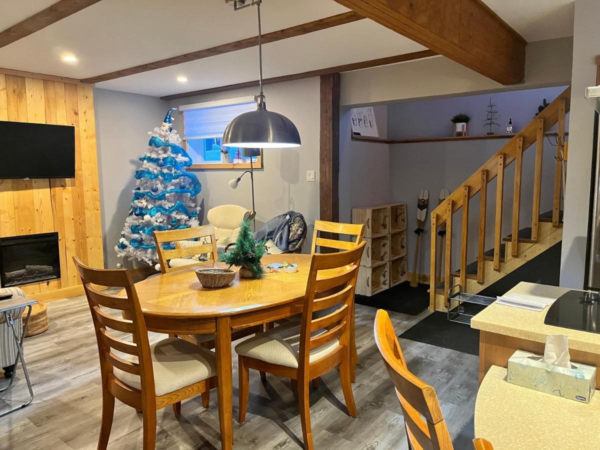 Appartement Mont Edouard, Hebergement Paisible A La Montagne LʼAnse-Saint-Jean Εξωτερικό φωτογραφία